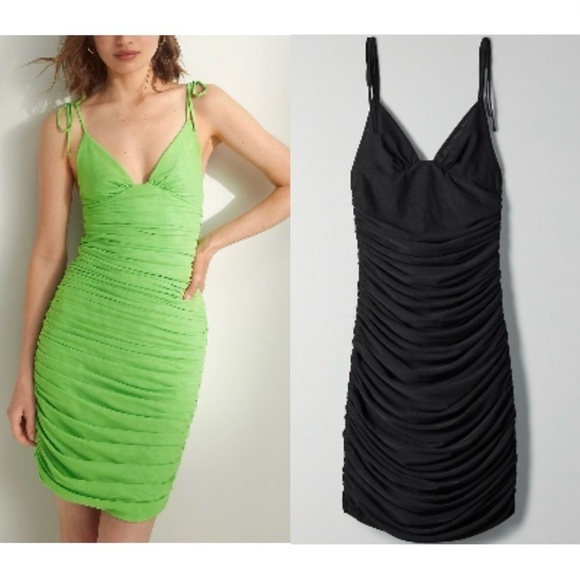Aritzia Wilfred Winona Dress Size M Black - Picture 1 of 12